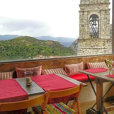 Arhontiko 3* Magoula (Peloponnese)